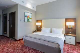 Отель Hotel Senator Караганда Улучшенный двухместный номер Делюкс с 1 кроватью-4